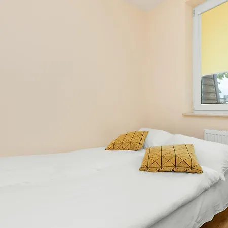 Apartment Wakacyjny Z Parkingiem 500 M Od Plazy By Renters Puck