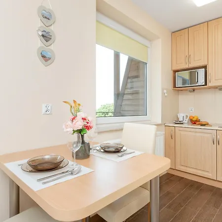 Wakacyjny Z Parkingiem 500 M Od Plazy By Renters