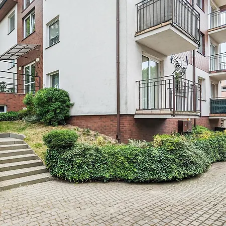 Wakacyjny Z Parkingiem 500 M Od Plazy By Renters Apartment