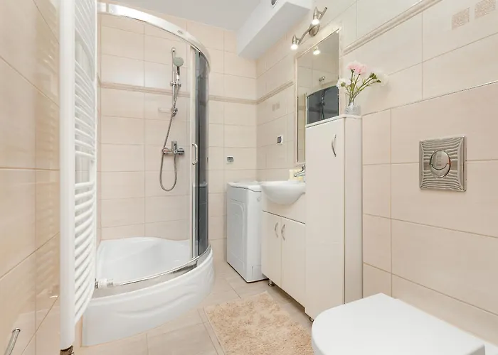 Wakacyjny Z Parkingiem 500 M Od Plazy By Renters